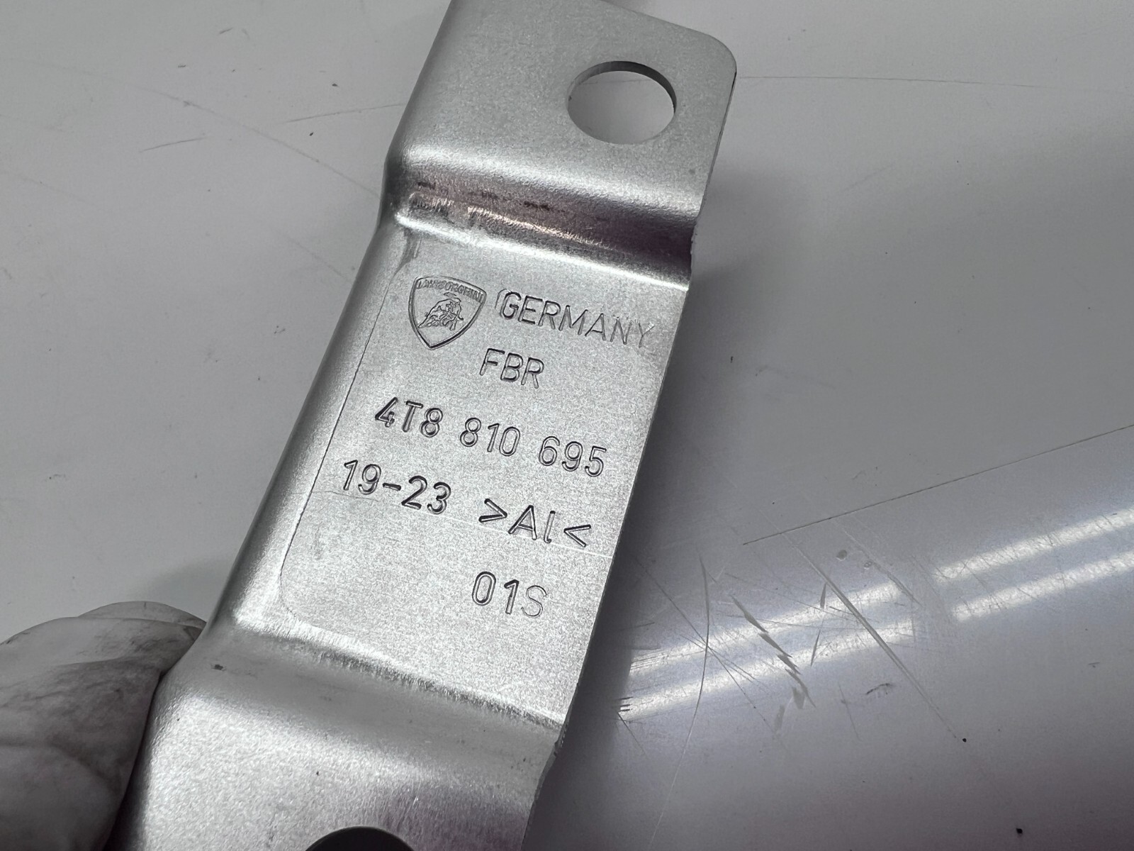 LAMBORGHINI HURACAN EVO LP610 DRIVER LEFT QUARTER PANEL BRACKET OEM 4T8810695
