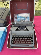 Vintage Royal Portable Typewriter 1950 w/ Case thumbnail