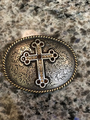 cross buckle