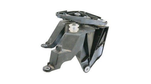 Skoda Enyaq ABS-Pumpenhalterung 1EC614335D iV50 2022 RHD 23358276