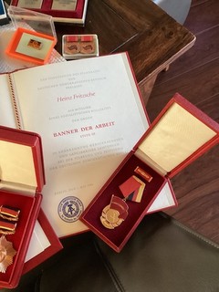 DDR Orden Ehrenzeichen Medaillen