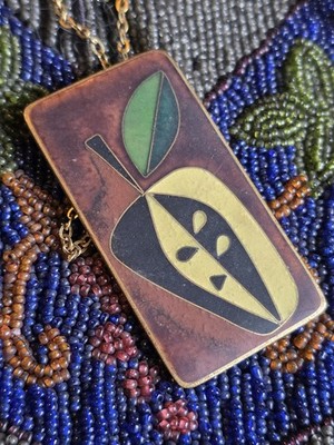   Vintage Emaille Anhänger Messing Apfel 50er/60er Mid Century Modern Kette 