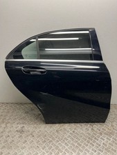Mercedes-Benz A W176 2015 Hinten rechts Tür hinten DDO40832 Mercedes-Benz A W176 2015 Hinten rechts Tür hinten DDO40832