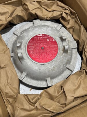 COOPER CROUSE HINDS EXPLOSION PROOF JUNCTION BOX GUB02 109 8 x 10'' x 5-7/8''
