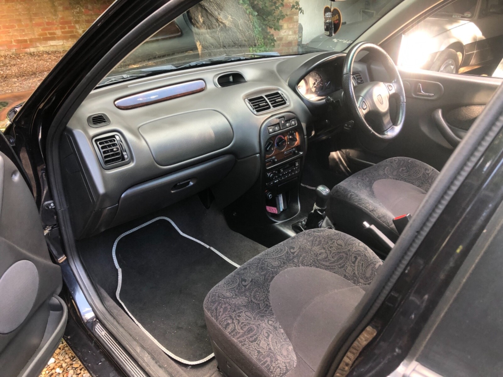 Image 9 - 1998 Rover 214 200 IS 1.4