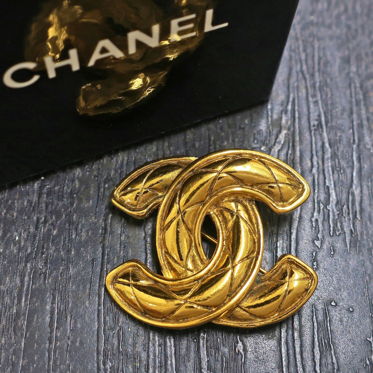 CHANEL Gold Plated CC Logos Matelasse Vintage Pin Brooch #874c