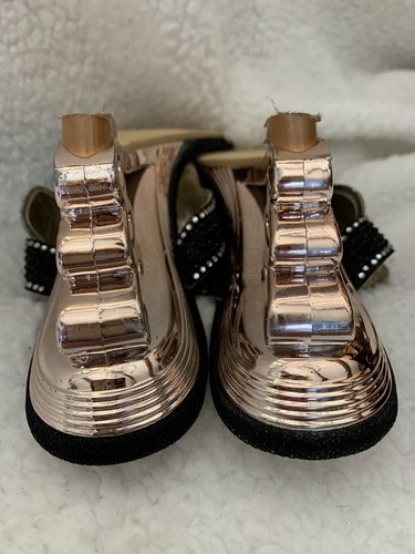 John Fashion Black Daisy Sparkle Wedge Heels. Woman’s 8M - Picture 4 of 12