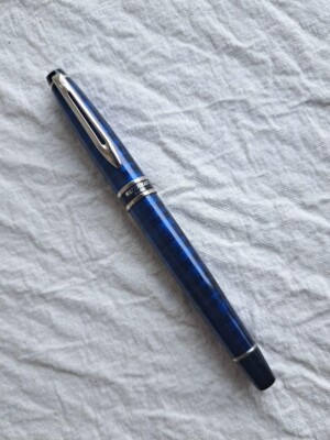 Waterman Fountain Pen Expert F Marble Blue With Silver Trim
