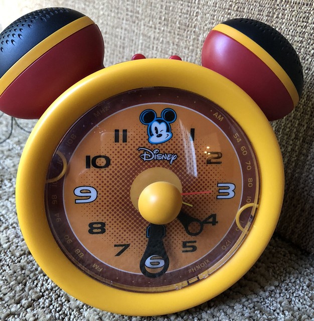 Disney Mickey Mouse Classic Alarm Clock Radio 2004 With Power Cord