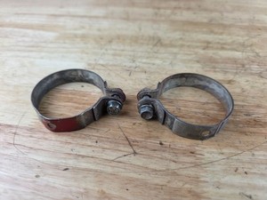 85 86 ATC250R HONDA OEM REAR SHOCK CLAMPS CLAMPS 1986 86 ATC 250R