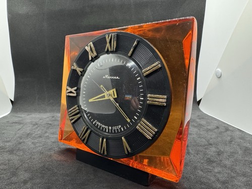 Reloj Vintage MOLNIJA, Reloj Mecánico Soviético de Mesa, Reloj Molnia, URSS - Imagen 1 de 12