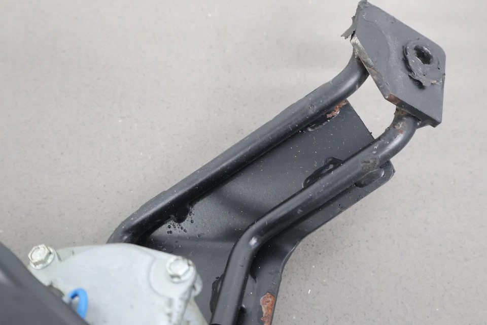 99-03 阿斯顿·马丁 DB7 Vantage V12 前挡风玻璃刮水电机(无法测试) — 第 3/4 张图片