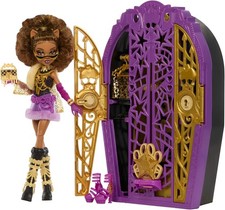 Monster High Skulltimate Secrets Clawdeen Wolf Doll & Closet Set Hauntlywood Mys