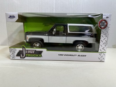 JADA JUST TRUCKS 1980 CHEVY BLAZER BLACK / WHITE 1:24 DIECAST MODEL #92