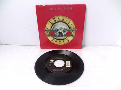 Guns N' Roses Sweet Child O' Mine / It's So Easy 7'' Vinyl Single Geffen 45 RPM