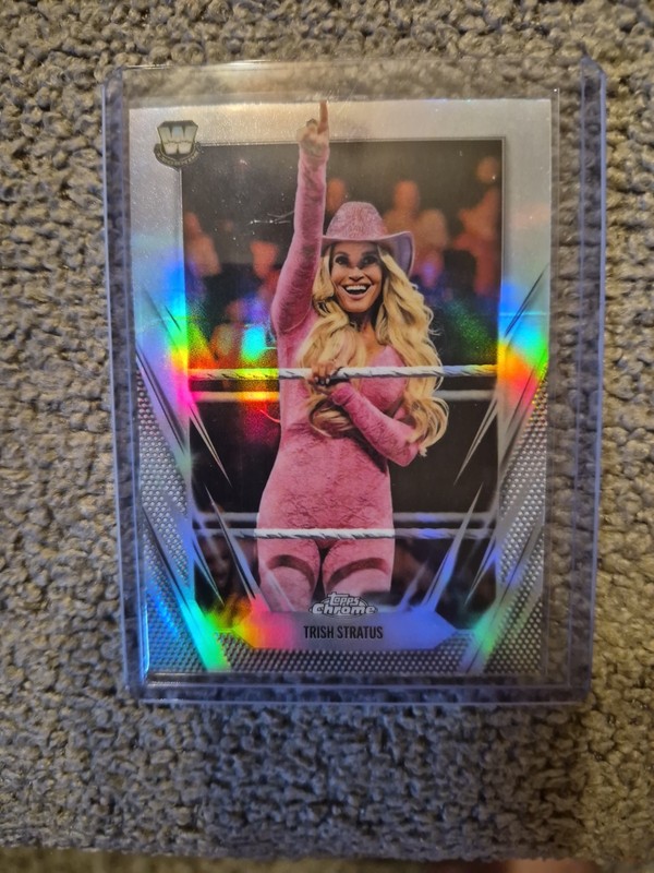 WWE Topps Chrome 2026 Trish Stratus Prism Refractor