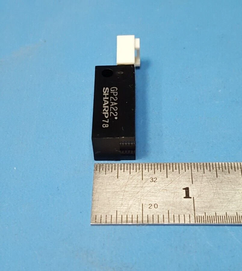 Diffuse Photoelectric Sensor, GP2A22, Sharp , 9 to 15 mm, 0.40V, Rectangular - Image 3 of 4