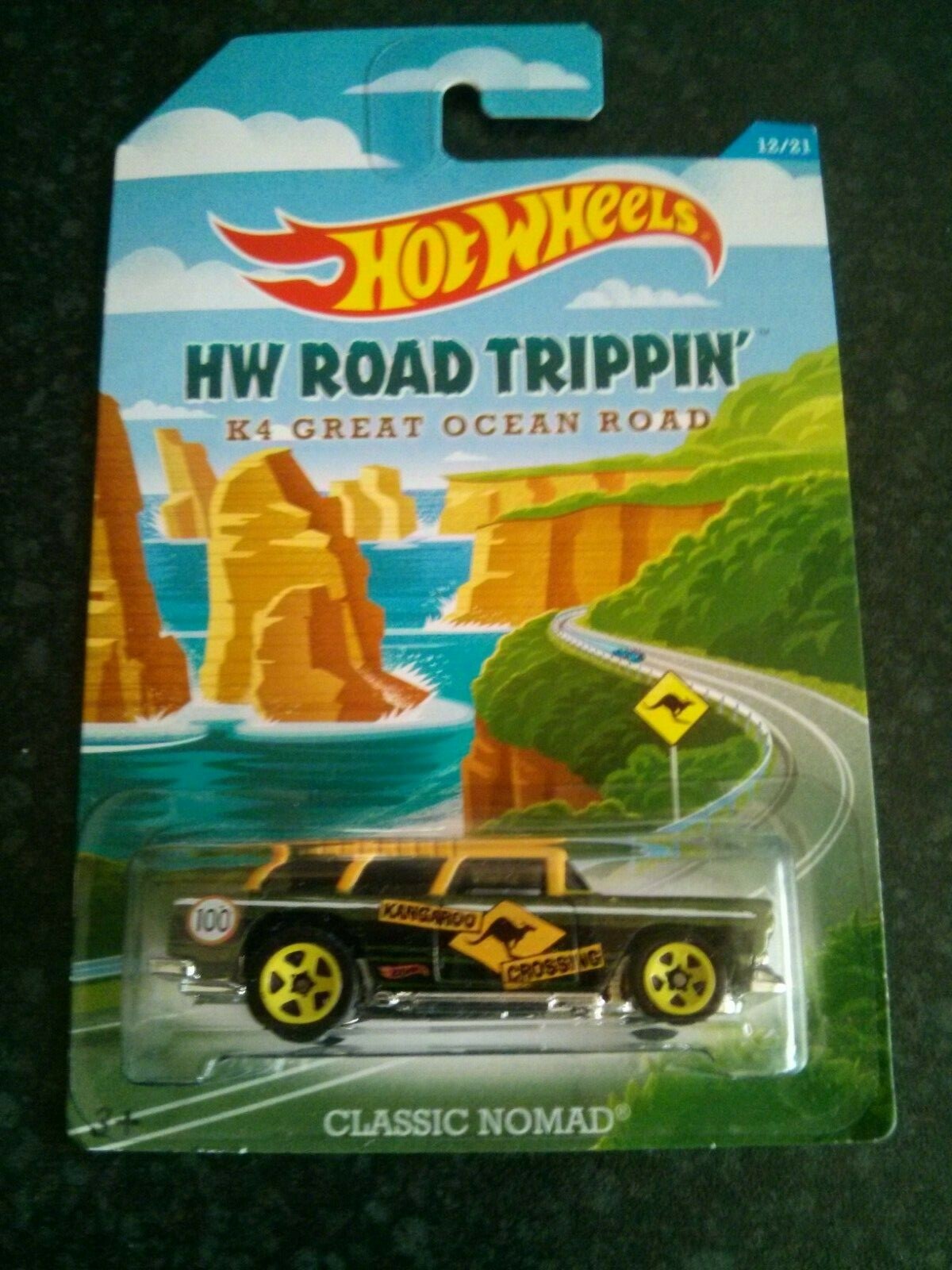 Hot Wheels DFL44 2015 HW Road Trippin 12/21 Great Ocean Road Classic Nomad
