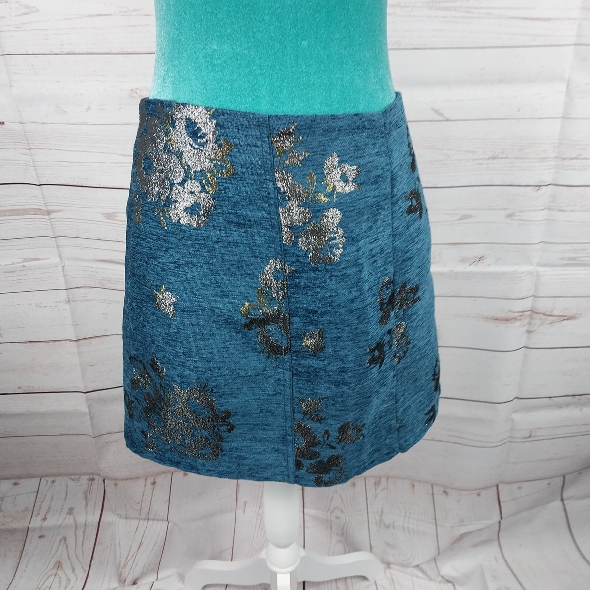 Free People Mini Skirt Womens Size Dark Velvet Blue Floral Embroidery  Full Zip