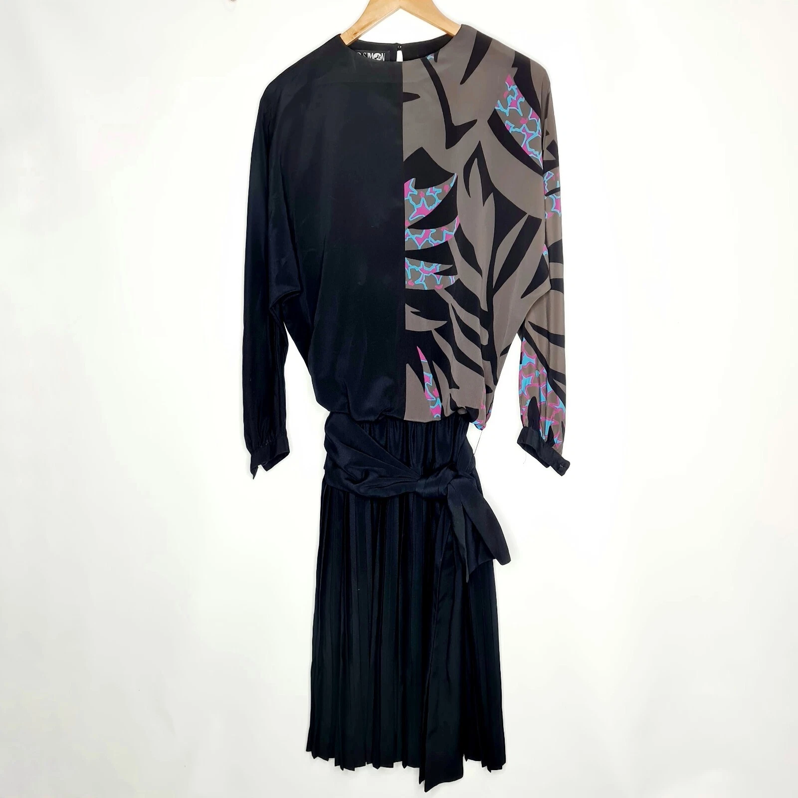 Mr Simon Size 8 Black Abstract Long Shirt Sleeve Low Hip Pleated Midi Dress 80's