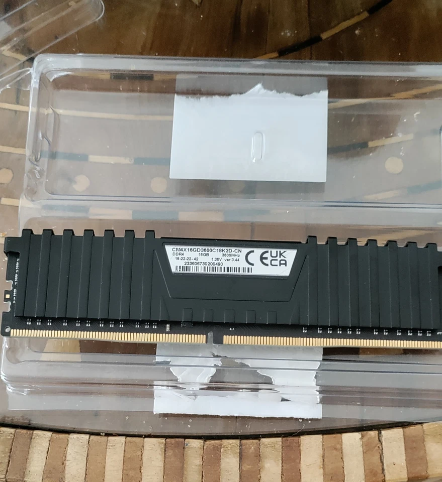 Ram ddr4 16gb 3600mhz Vengeance LPX - Immagine 2 di 2