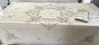 Beautiful Antique Madeira Embroidered Cutwork Table Cloth w/ Six Napkins