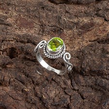 Green Peridot Gemstone 925 Sterling Silver Ring Handmade Jewelry Ring For Gift