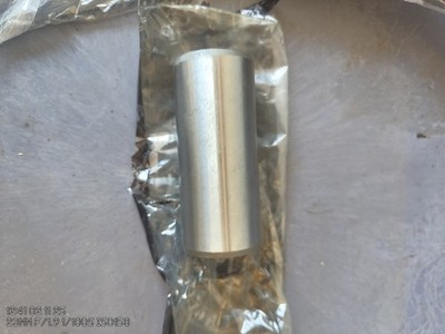    AUTOMANN MTB180S THREADED BUSHING WITH SEALS