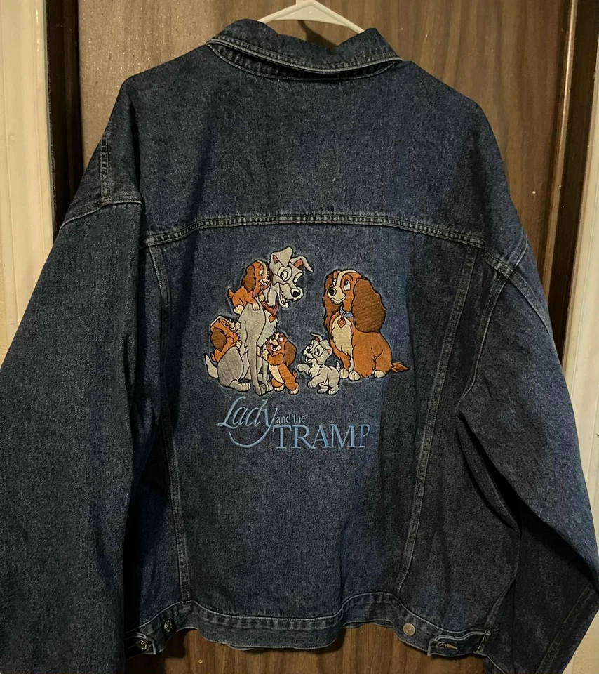 CHAQUETA VAQUERA BORDADA LADY & THE TRAMP DE DISNEY STORE XL para mujer con cachorros Foto 2 de 4
