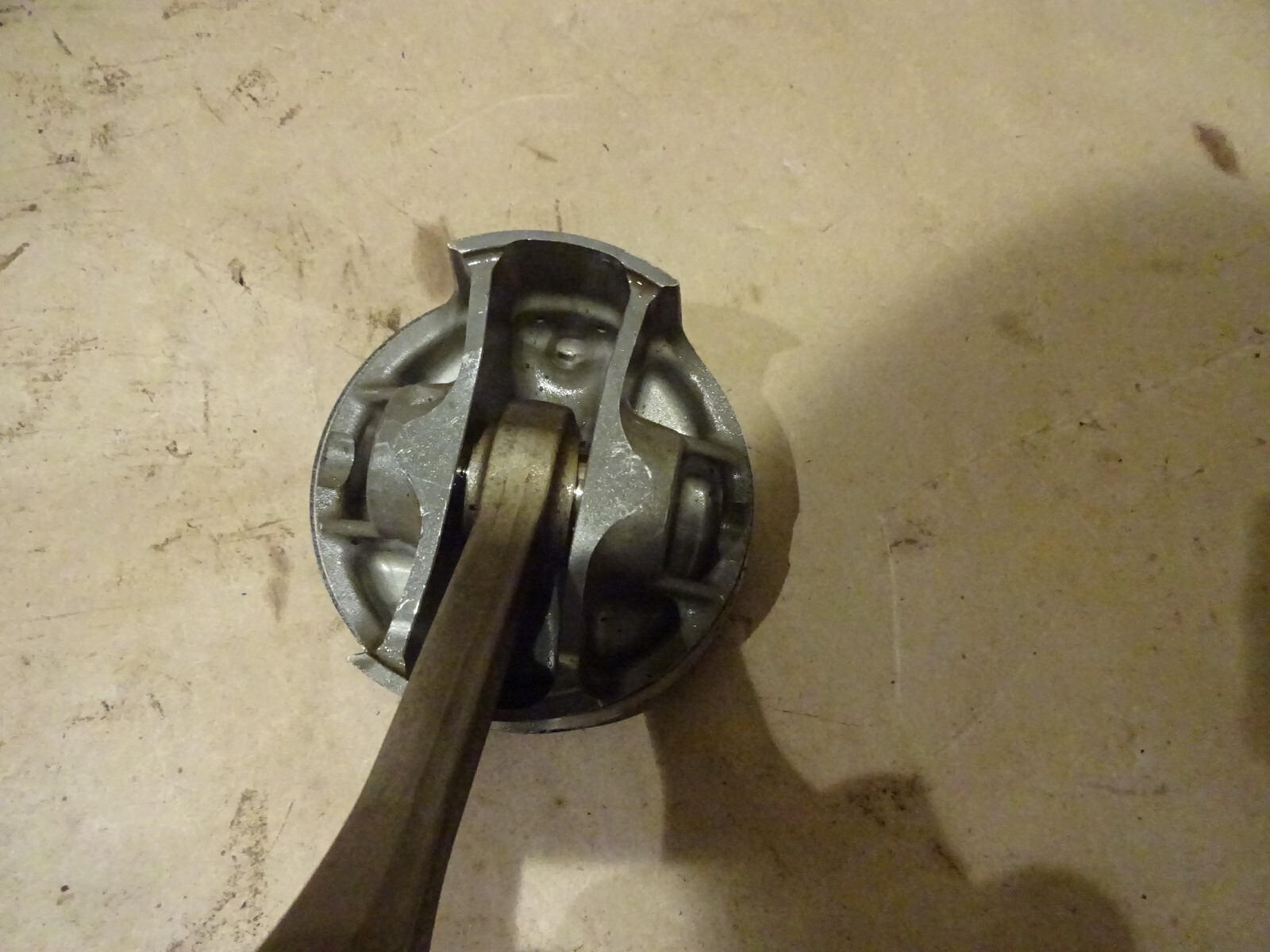 Ferrari 458 Italia,Spider - LH Cylinder Bank Piston & Con Rod-P/N 260684