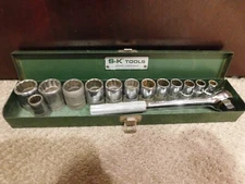 S-K Tools 1/2” Drive 12-pt 12-pc Socket Set w/ Green Metal Box 60632 + Ratchet