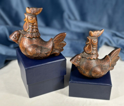Chicken Salt & Pepper Shakers Ceramic Wood MCM Look Ceramic Vintage USA Large