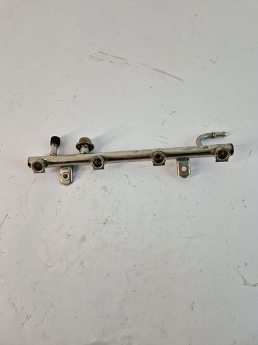 MERCEDES BENZ B W245 1.5 Benzin Einspritzleiste FUEL RAIL LINE A2660700395