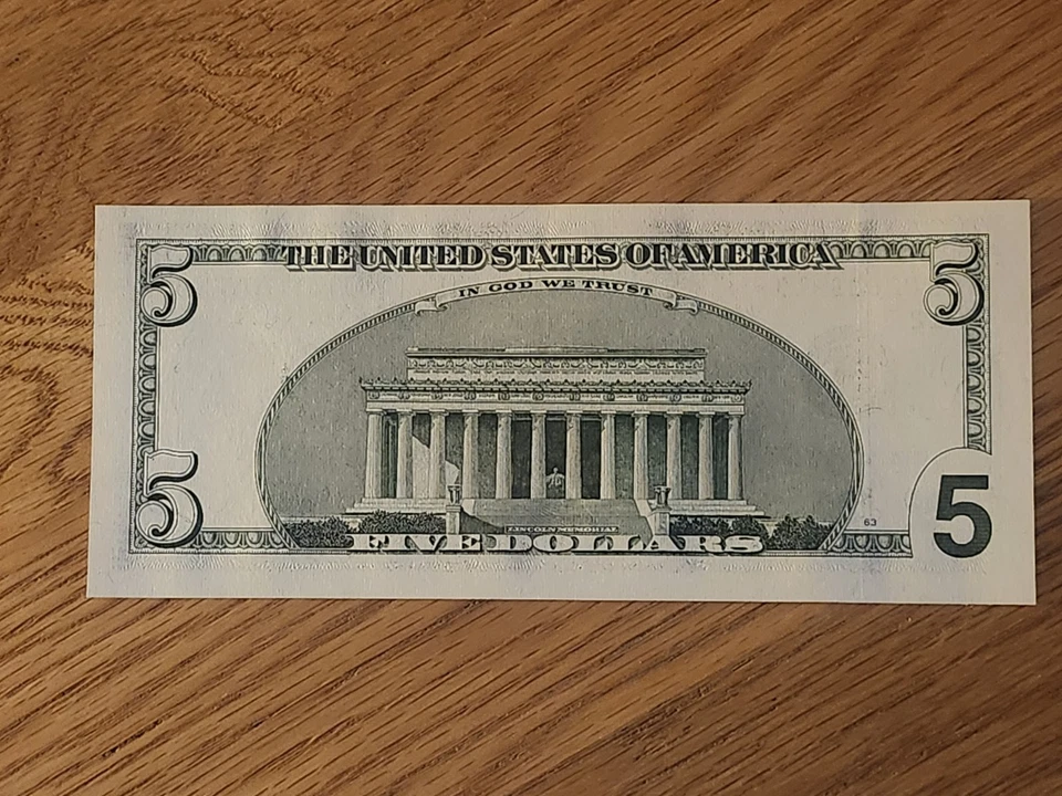 2001 $5 "STAR NOTE" UNC/GEM SAN FRANCISCO CL03833919* 3 OF 3 CONS SERIAL NUMBERS - Image 2 of 4