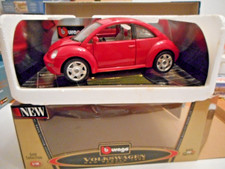 Bburago Gold Collection cod 3342 Volkswagen New Beetle 1998 Red 1:18 + box