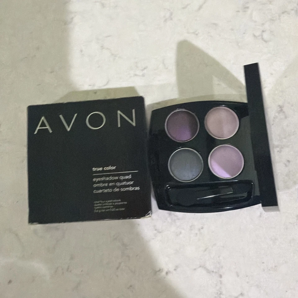 Avon True Color Eyeshadow Quad: Purple Haze Q708 Discontinued - Image 3 of 4