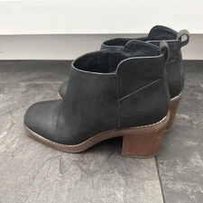 Women's Leather Boots Size 7.5