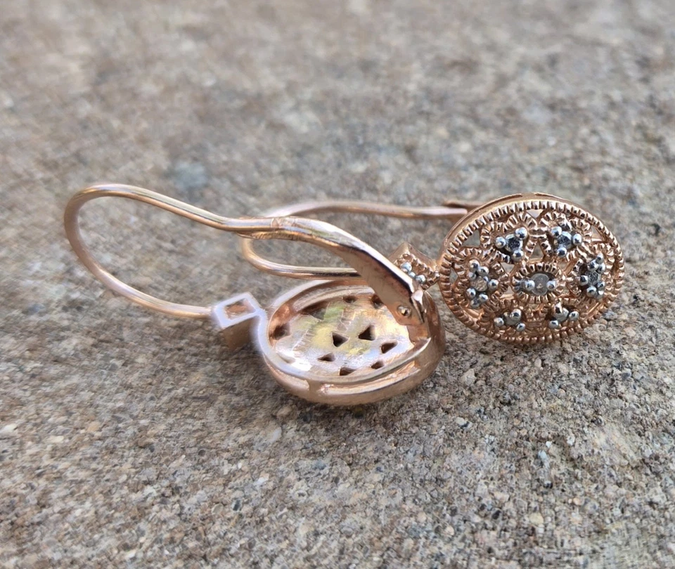 Серьги с белыми бриллиантами розовое золото серебро с застежкой в виде сердца набор бриллиантов - Изображение 4 из 4