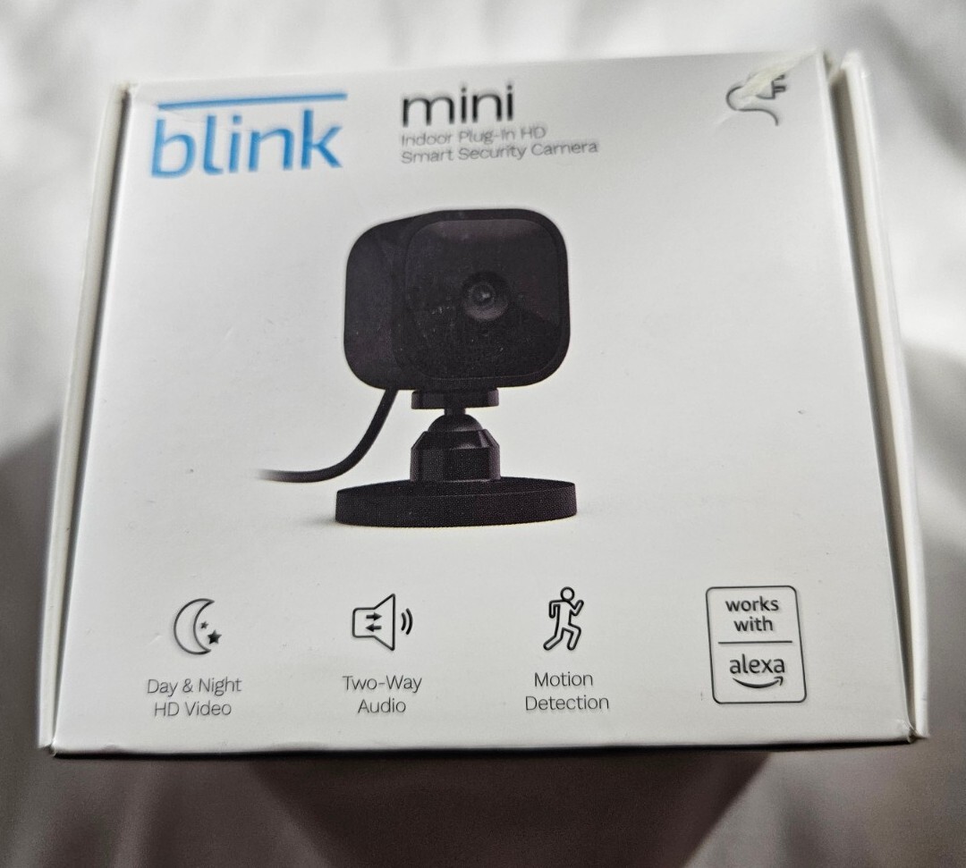Blink Mini – Compact Indoor Plug-In Smart Security Camera
