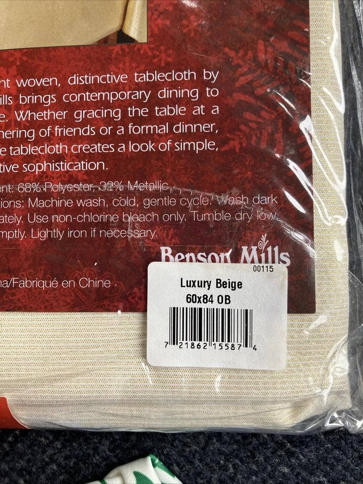 Benson Mills Luxury Metallic Beige  Mylar Tablecloth 60X84 Oblong~*NIP* - Image 3 of 4