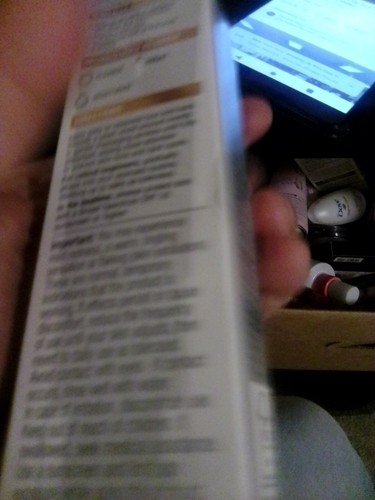 Neutrogena Rapid Tone Repair Retinol + Vitamin C Dark Spot Corrector 1oz SALE ๐ฅ - Picture 7 of 11