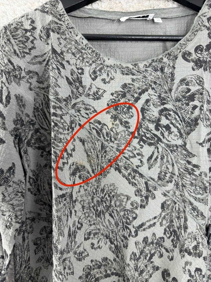 Habitat Clothes To Live In Size XS Floral Blouse Gray Long Sleeve