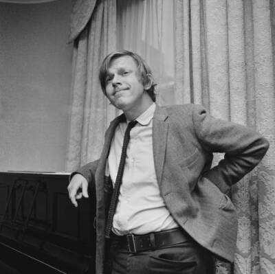 British actor writer and satirist John Wells (1936 - 1998 UK 12th - Old Photo