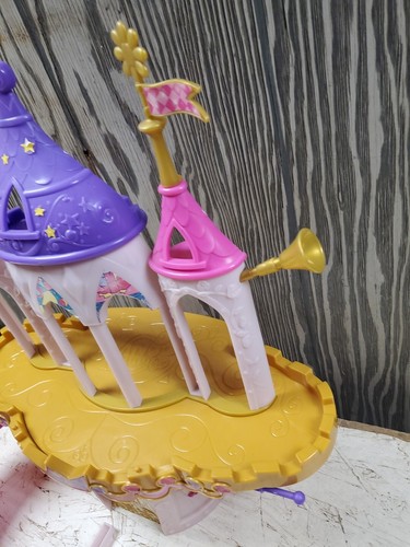 MLP My Little Pony G4 2011 Wedding Castle Incomplete (M31) - Picture 3 of 6