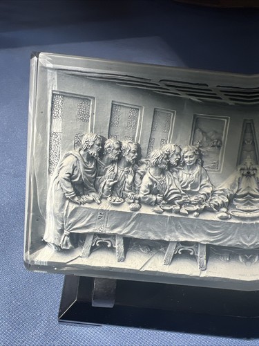 RARE The Last Supper 3D Acrylic art With Black Wood Stand. - Picture 2 of 11