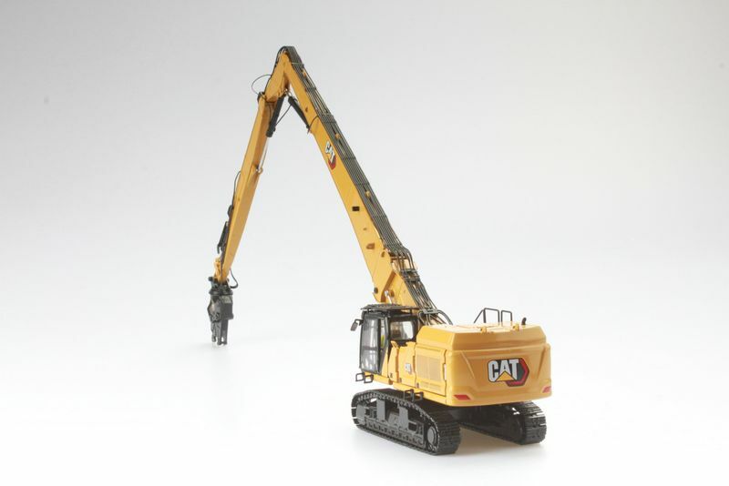 Diecast Master 85663 Cat 352 UHD Caterpillar Demolition Excavator