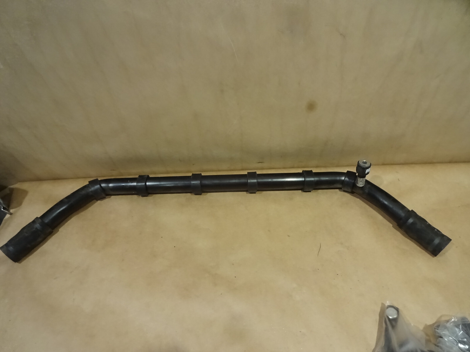 Ferrari 360 - Fuel Tanks Connection Pipe - P/N 184645