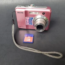 Sanyo VPC-5500 5.0 Mega Pixel 4x Digital Zoom Pink Camera & SD Card Works