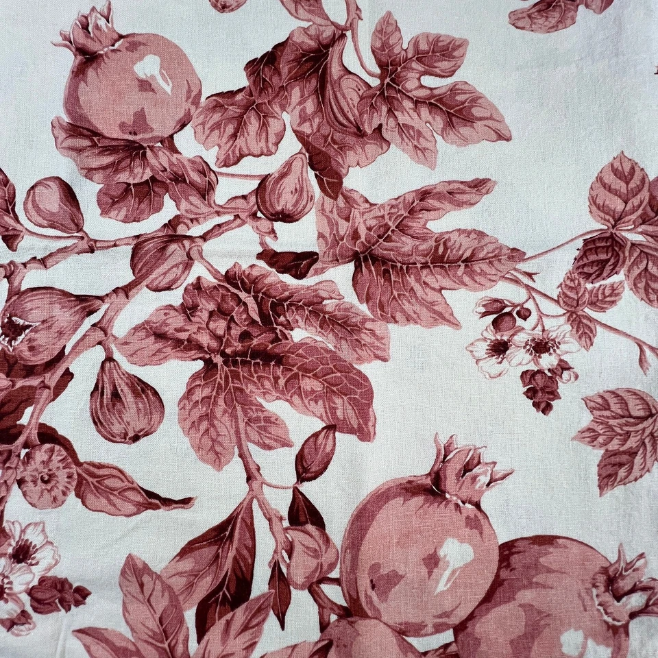 Par de fundas estándar Pottery Barn Lisette rojo marfil granada floral  Foto 4 de 4