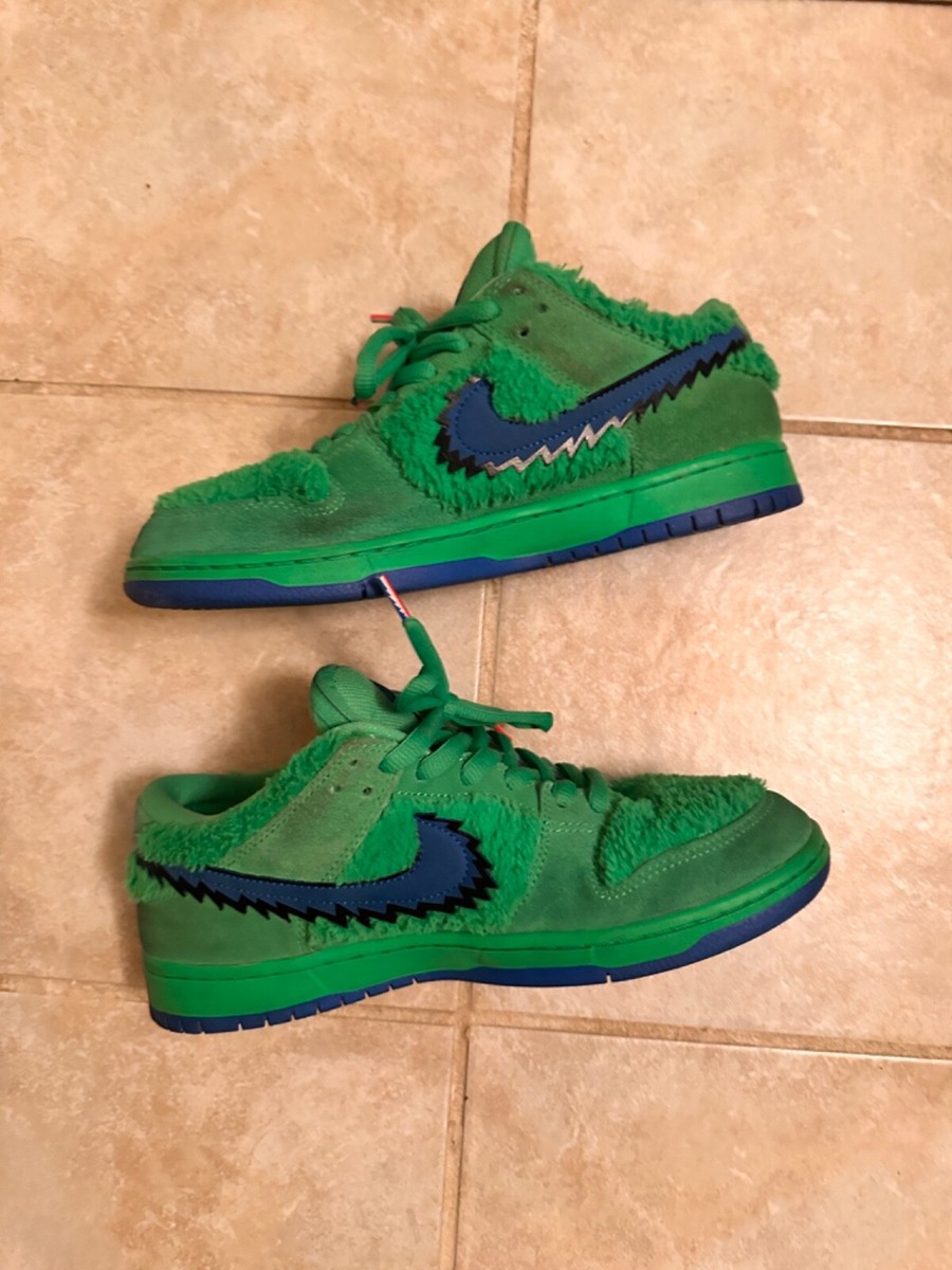 nike dunk bear green